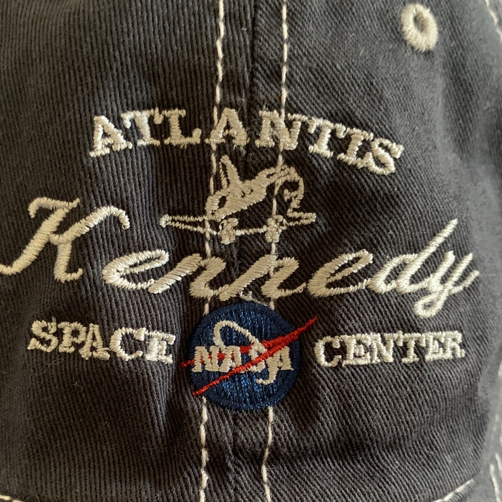 Atlantis Kennedy Space Center Adjustable Embroidered Collectible Vintage Cap